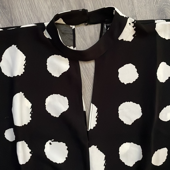 Black and white patterned column maxi dress. Like new condition - Picture 2 of 6